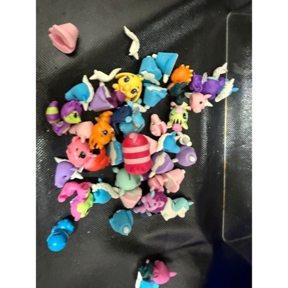 Num Noms Collectible Mini Figures Lot Assorted Colorful Toy Characters